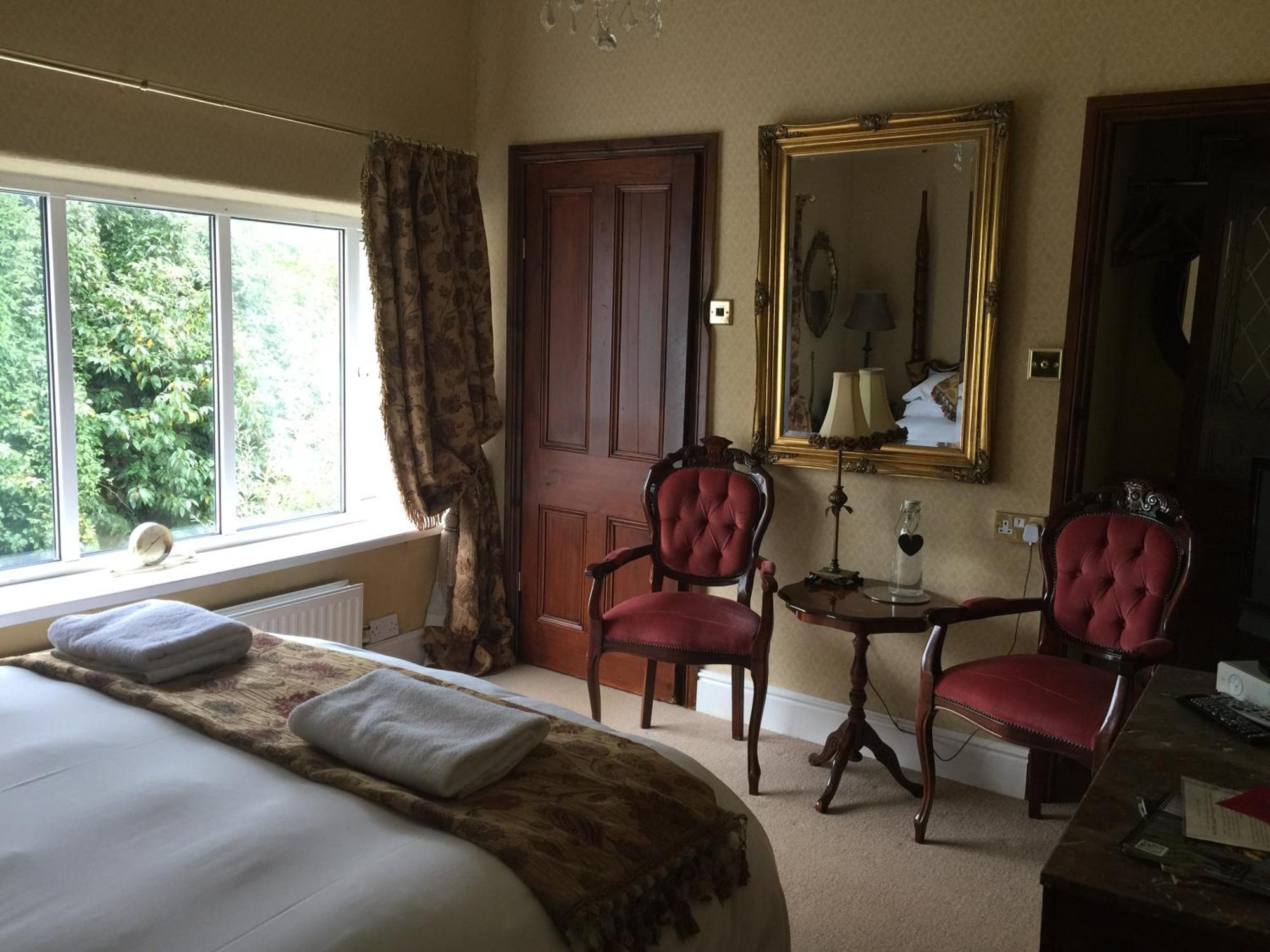 Glyn Isa Country House B&B And Self Catering Apartments Conwy Εξωτερικό φωτογραφία